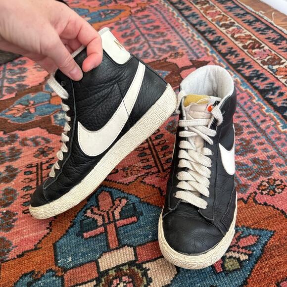 Nike Blazer Black and White Lace Up High Top Sneakers - Picture 7 of 7